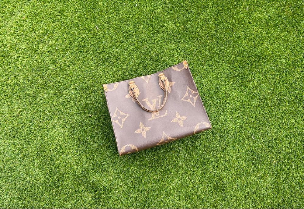 ルイ・ヴィトン オンザゴー | 商品詳細 | ブランド品専門フリマ ブランドアドレ@フリマ